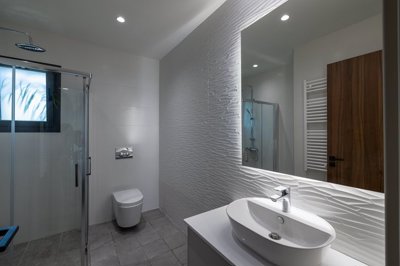 7d6f63da-7a8c-4195-9a47-fc7a58cac85b