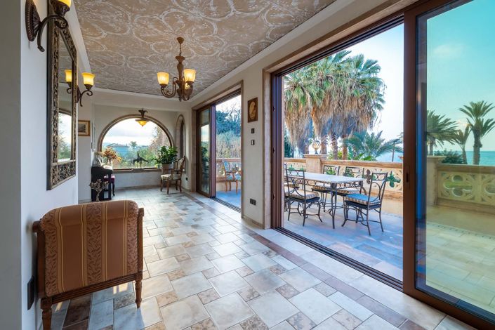 Image No.10-4 Bed Villa for sale