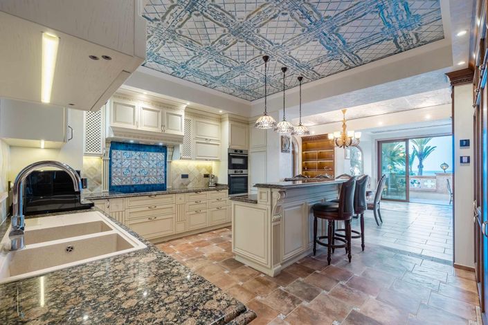 Image No.11-4 Bed Villa for sale