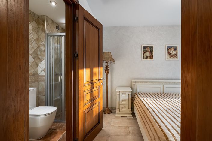 Image No.26-4 Bed Villa for sale