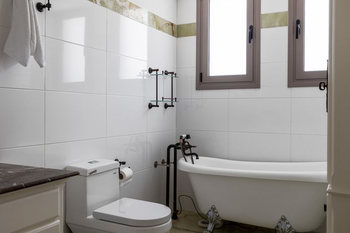 Image No.25-8 Bed Villa for sale