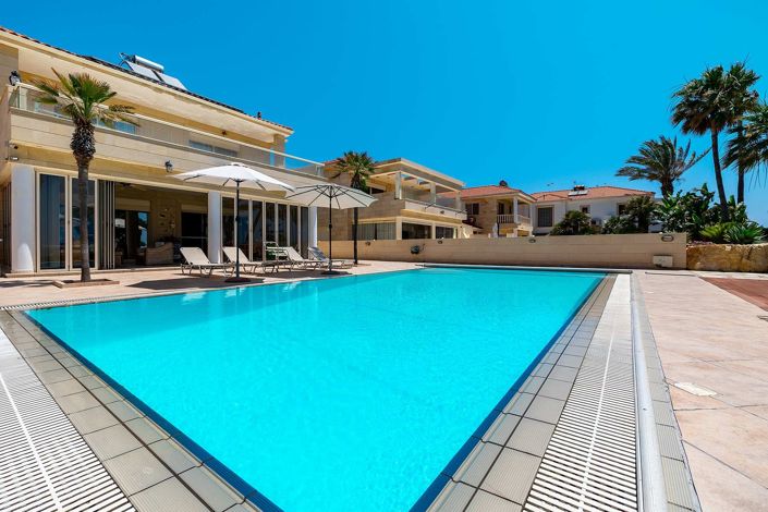 Image No.26-4 Bed House for sale