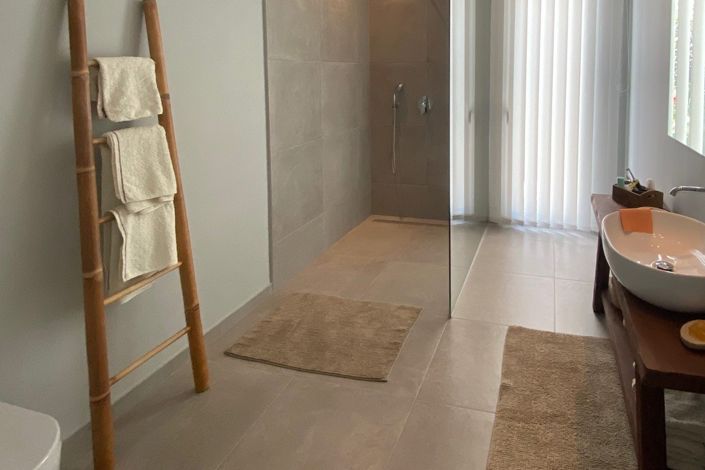 Image No.11-3 Bed House for sale