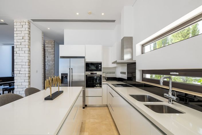 Image No.6-3 Bed Villa for sale