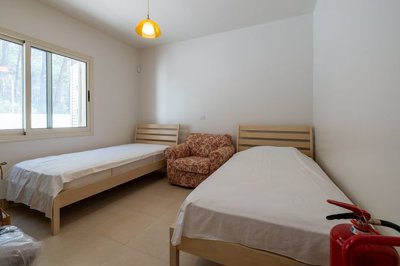 b1f55028-1cb4-4ba2-8df6-227530597818