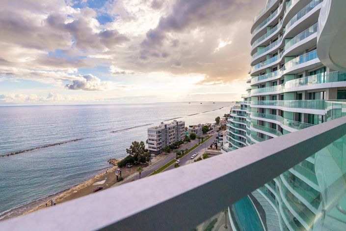 Image No.10-2 Bed Apartment for sale