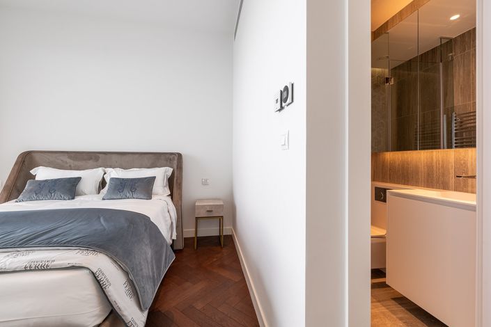 Image No.12-2 Bed Apartment for sale