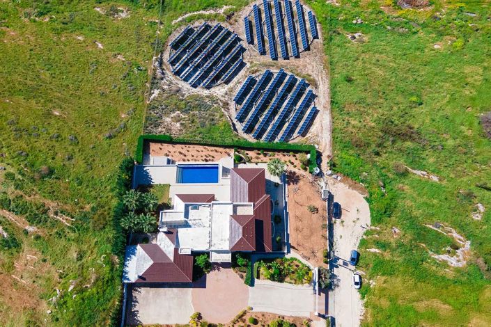 Image No.13-8 Bed Villa for sale