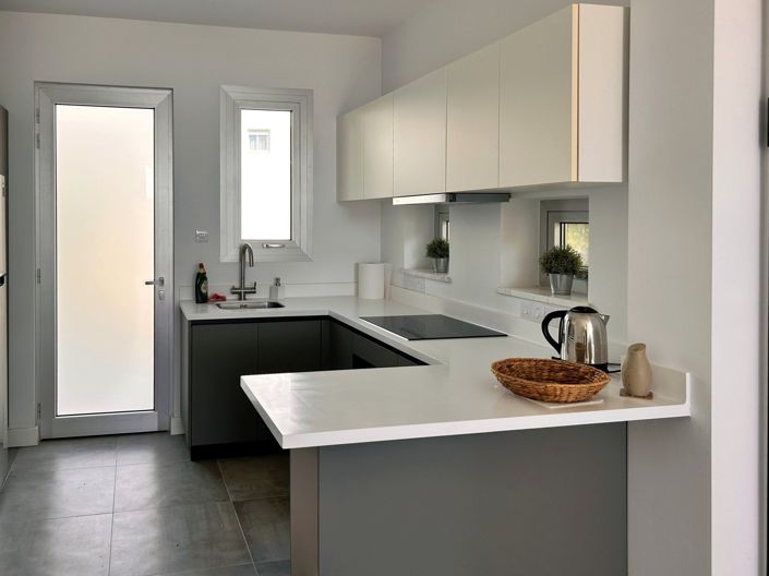 Image No.7-3 Bed House for sale