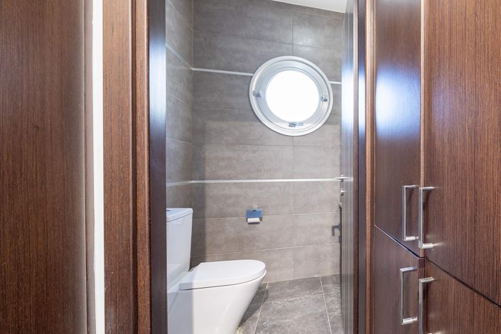 Image No.17-4 Bed House for sale