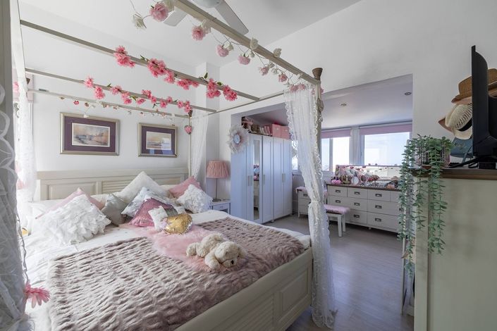 Image No.23-4 Bed House for sale