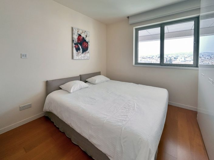 Image No.14-2 Bed Apartment for sale