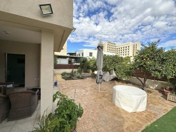 ab314853-9604-4d42-b10a-7cd62f2773e3