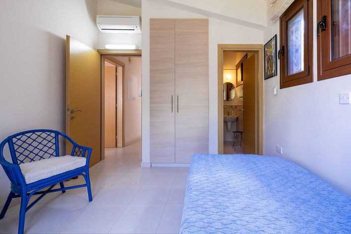 Image No.21-4 Bed Bungalow for sale