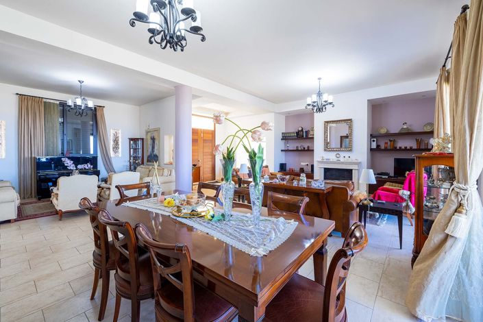 Image No.5-4 Bed Bungalow for sale