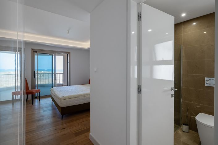 Image No.11-3 Bed Apartment for sale