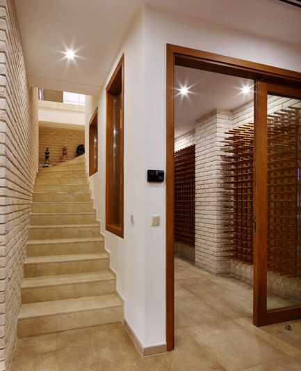 Image No.10-3 Bed Apartment for sale