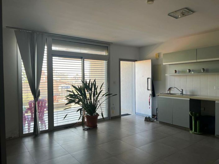 Image No.21-4 Bed Commercial for sale