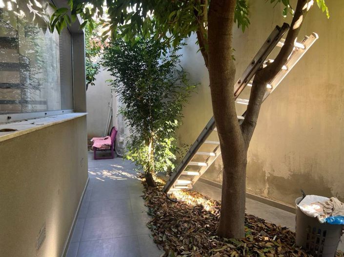 Image No.26-4 Bed Commercial for sale