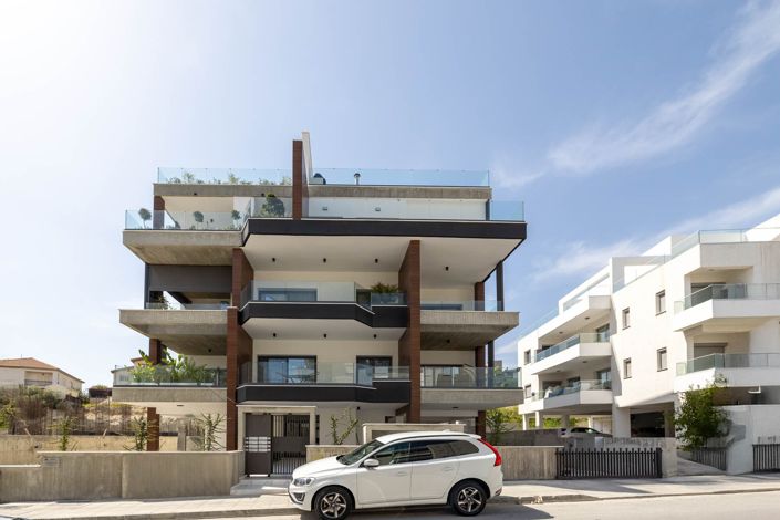 Image No.30-4 Bed Penthouse for sale