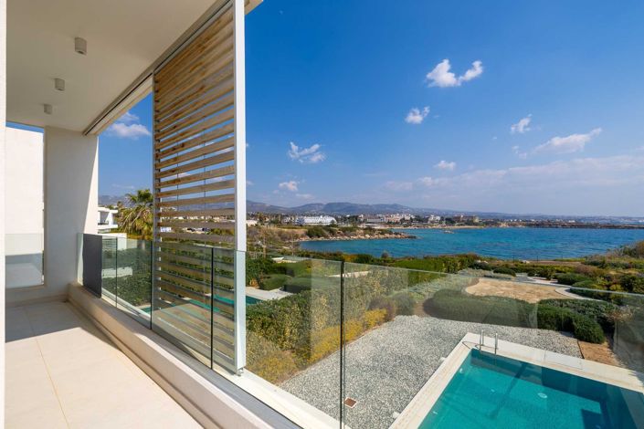 Image No.1-5 Bed House for sale