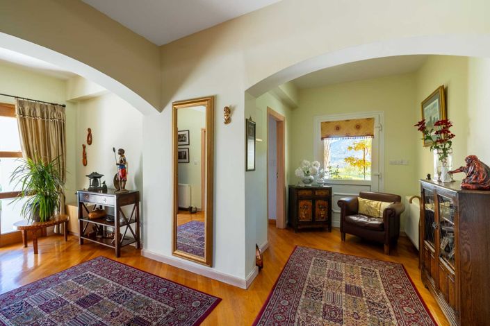 Image No.12-4 Bed Villa for sale