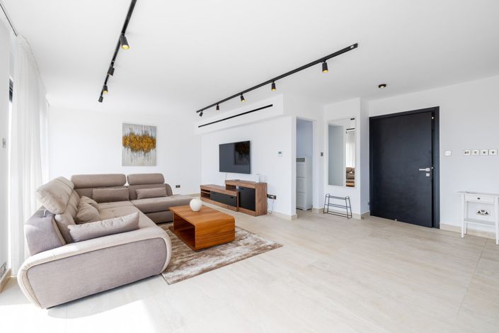 Image No.1-3 Bed Apartment for sale