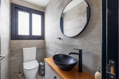 9da754b1-0784-4f22-8e3d-e6699af911ca