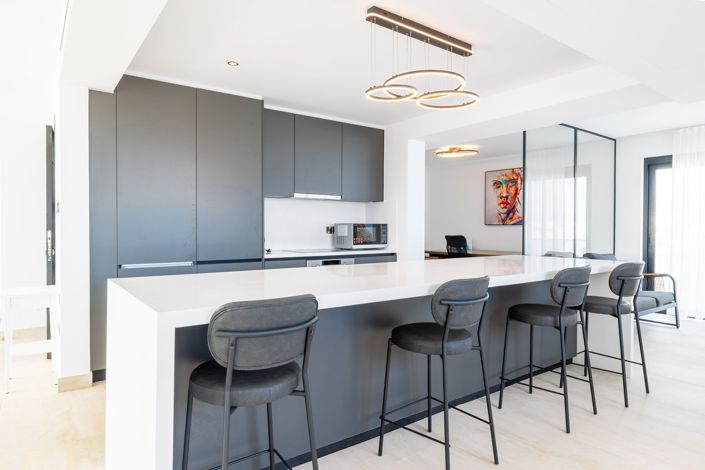 Image No.7-3 Bed Apartment for sale