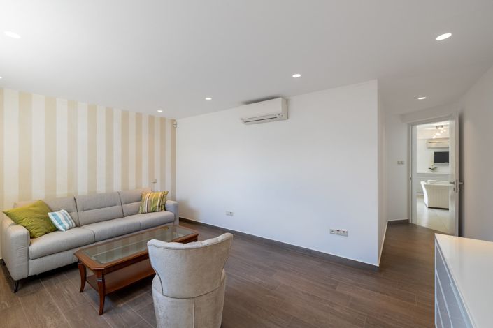 Image No.22-5 Bed Villa for sale