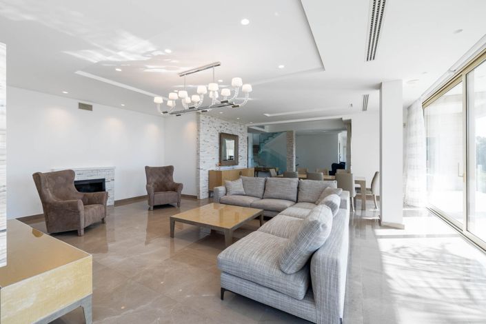 Image No.4-5 Bed Villa for sale