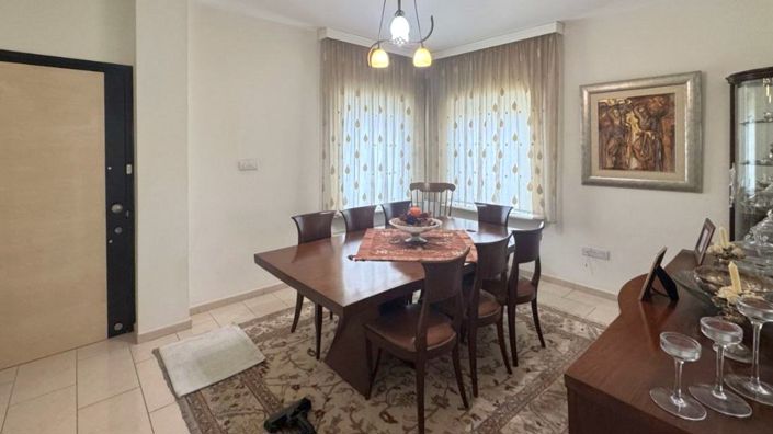 Image No.3-4 Bed Villa for sale