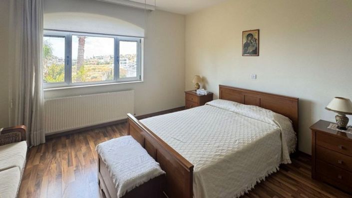 Image No.4-4 Bed Villa for sale