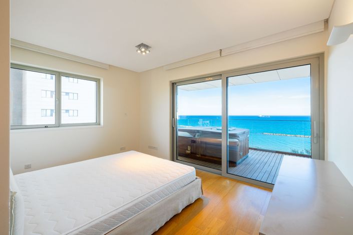 Image No.11-3 Bed Apartment for sale