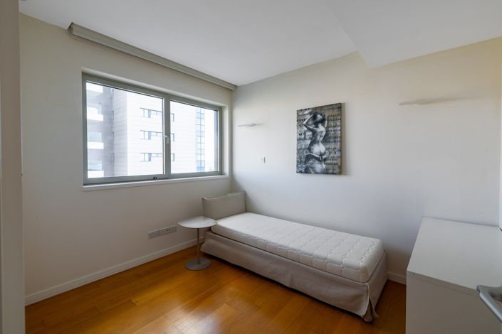 Image No.16-3 Bed Apartment for sale