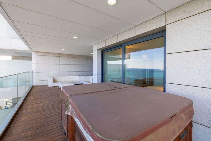 Image No.20-3 Bed Apartment for sale