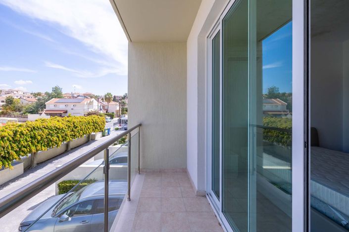 Image No.20-3 Bed House for sale