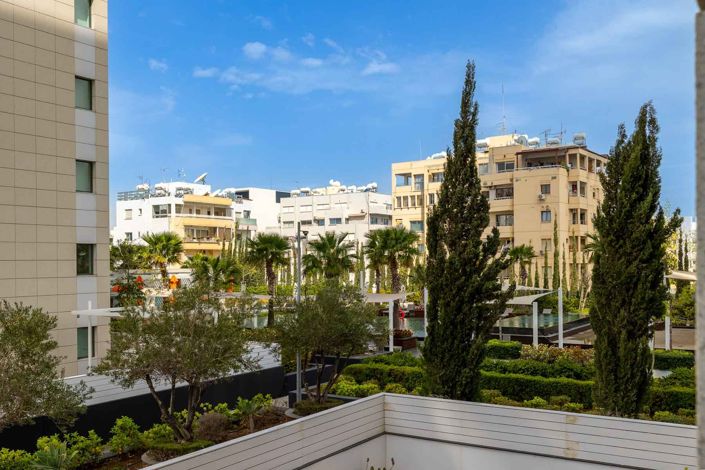 Image No.16-2 Bed Apartment for sale