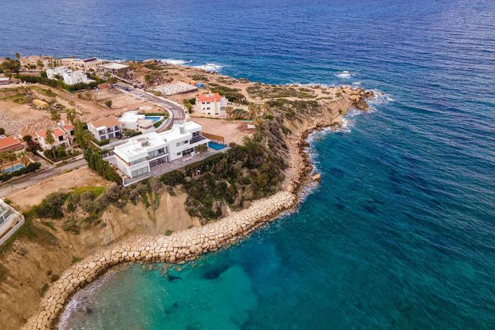 Image No.1-7 Bed Villa for sale