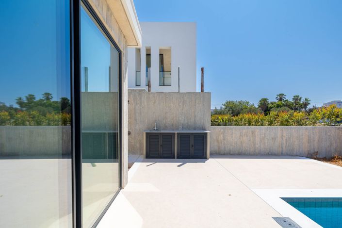 Image No.24-2 Bed House for sale