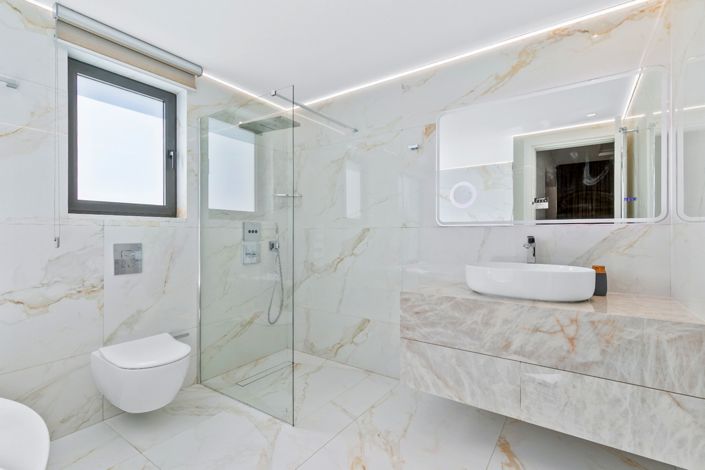 Image No.23-5 Bed Villa for sale