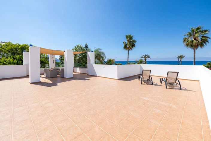 Image No.21-4 Bed House for sale