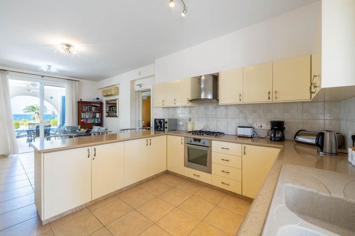 Image No.5-4 Bed House for sale