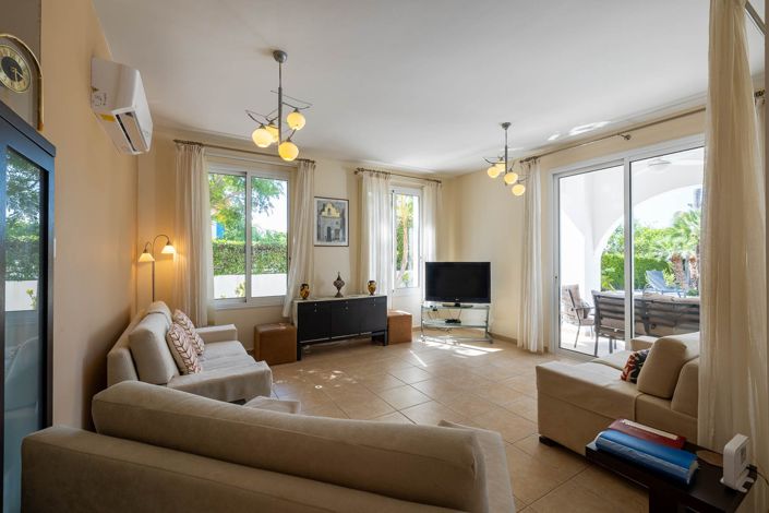 Image No.7-4 Bed House for sale