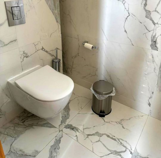 Image No.12-4 Bed House for sale