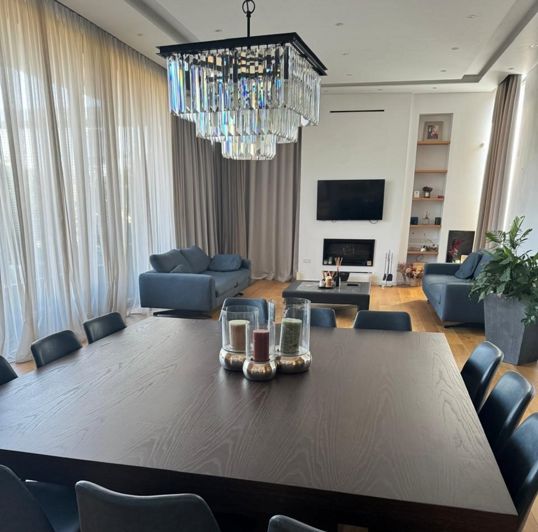 Image No.4-4 Bed House for sale