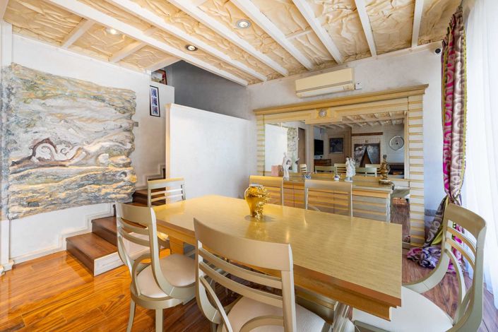 Image No.5-4 Bed House for sale