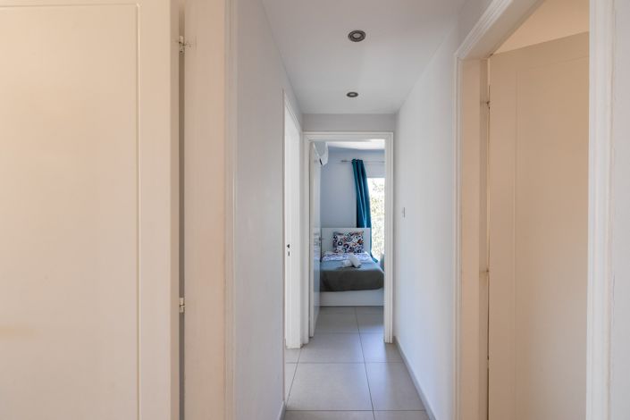 Image No.12-3 Bed Apartment for sale