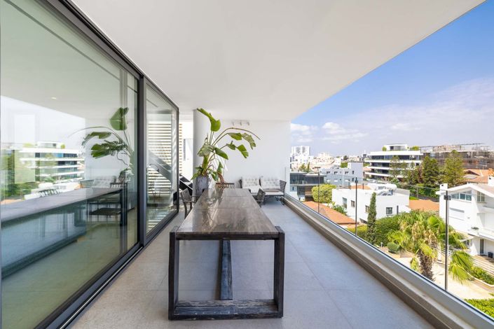 Image No.18-3 Bed Penthouse for sale