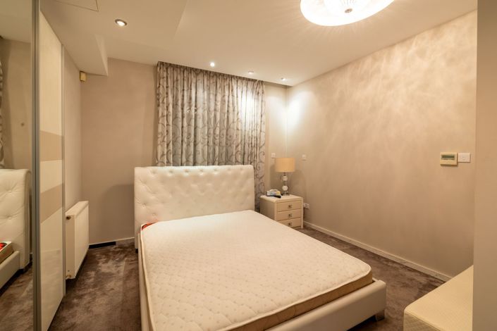 Image No.9-7 Bed Villa for sale